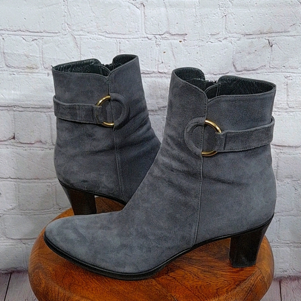Gravati Grey Suede Boots
